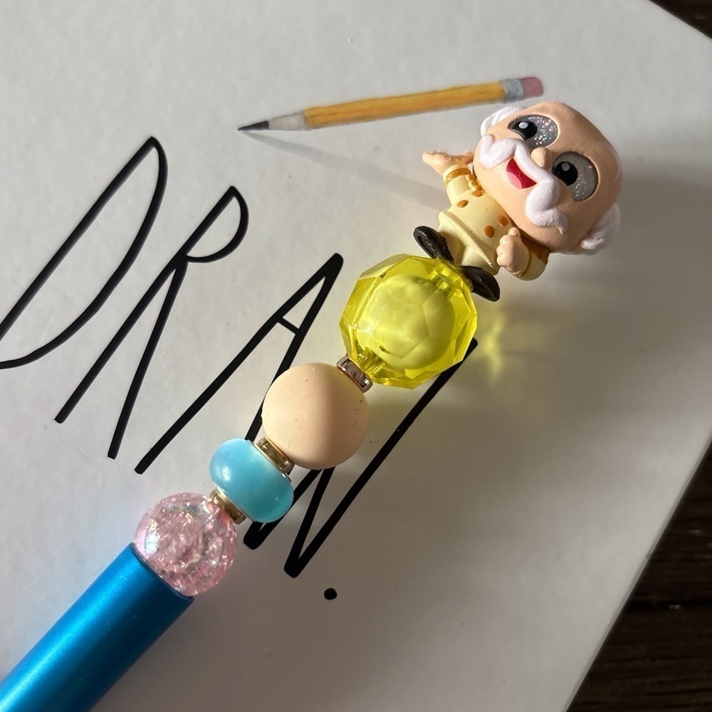 Disney Doorables: Cinderella: The King handmade beaded pen